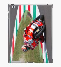 Nicky Hayden in Mugello 2011 iPad Case/Skin