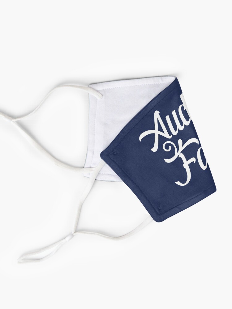 Alternate view of Audere Est Facere Mask