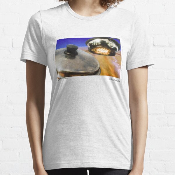 Dog Fight Essential T-Shirt