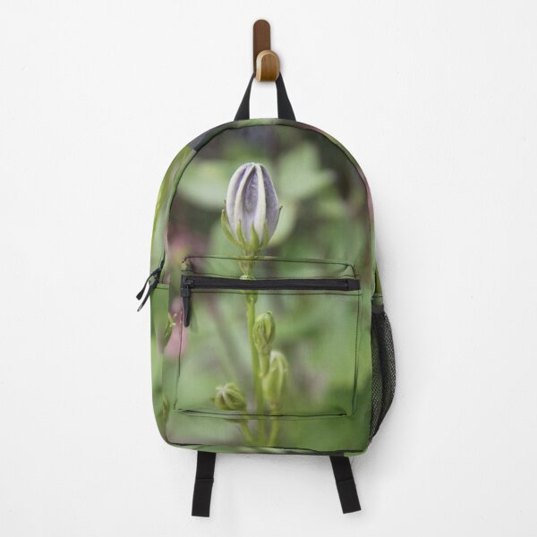 Aperçu de l'œuvre Violet violet Campanula printemps ouvert fleur sauvage créée et vendue par EstelleRossetti.