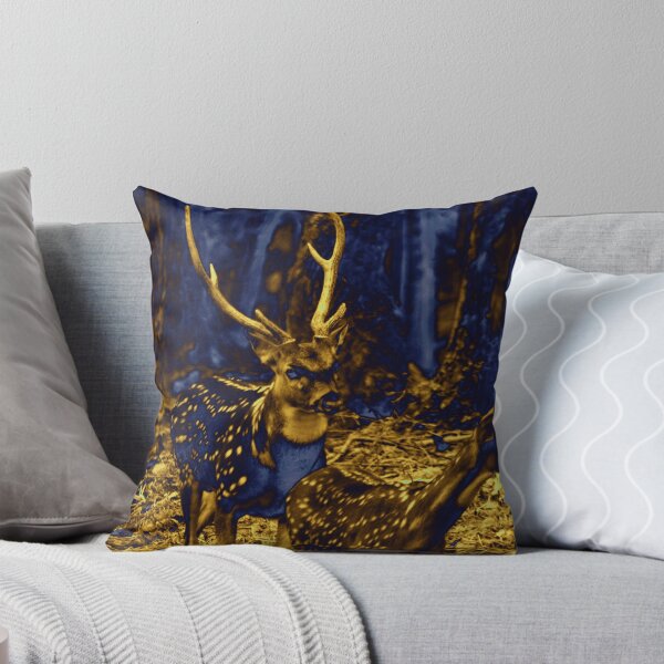 Artikelvorschau, Electric Blue Deer. entworfen und verkauft von Easel.