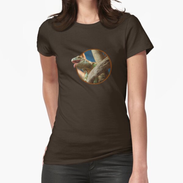 Fitted T-Shirt