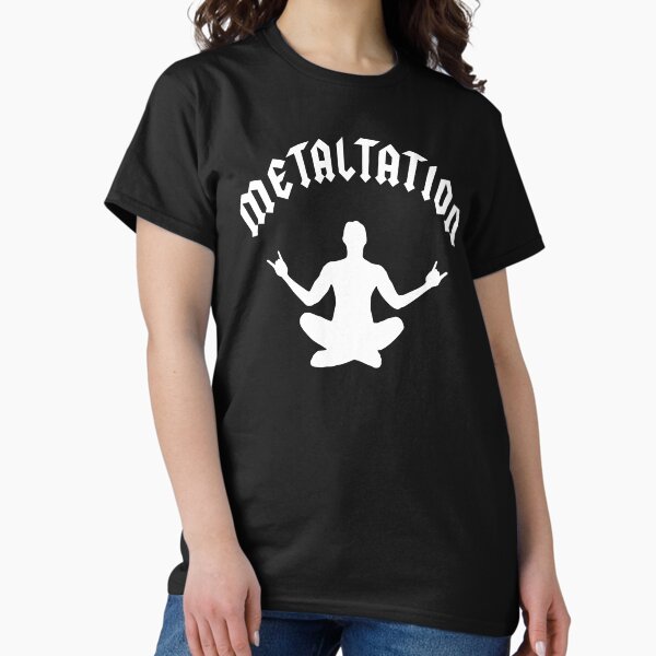 Vista previa del artículo con la obra «Meditación de Metal METALTACIÓN», diseñado y vendido por Carl's Clothing.