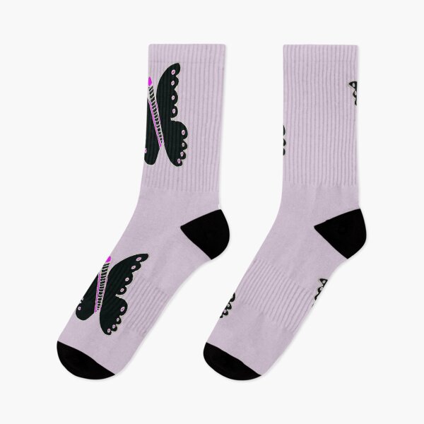 Artikelvorschau, Schwarz mit Pink Flutterby entworfen und verkauft von KazM.
