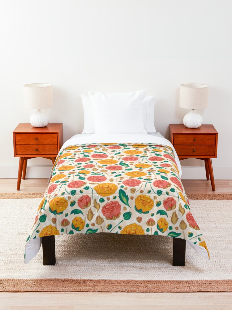 Alternate view of Floral pattern on Comforter