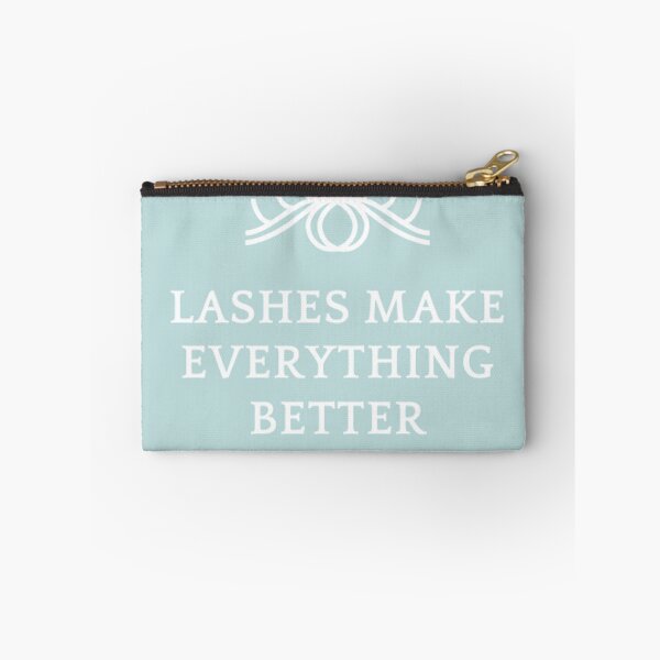 Aperçu de l'œuvre Girly Blue Lashes Beauty Quote créée et vendue par cloudedsunset.