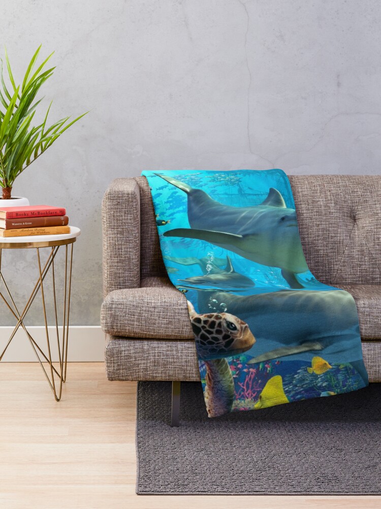 Imagen 2 de 6, Manta con la obra Zona de juegos de delfines, diseñada y vendida por DavidPenfound.