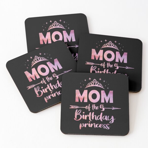 Artikelvorschau, fünfte Geburtstagsfeier des Mädchens. Tolles Mama-Outfit oder Kostüm mit einer Krone, die Sie auf dem fünf Jahre alten Happy-Bday-Event Ihrer Tochter tragen können. Geboren im Jahr 2015 niedlichen 5. Geburtstagsgeschenk für die Mutter des fabelhaften Mäd entworfen und verkauft von Grabitees.