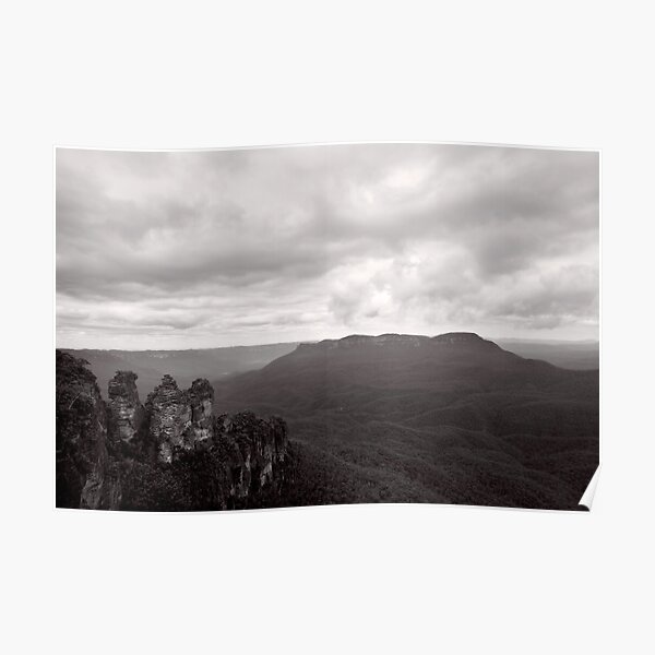 Three Sisters looking toward Mt Gibraltar and Mt Solitary - NSW - Australia Poster