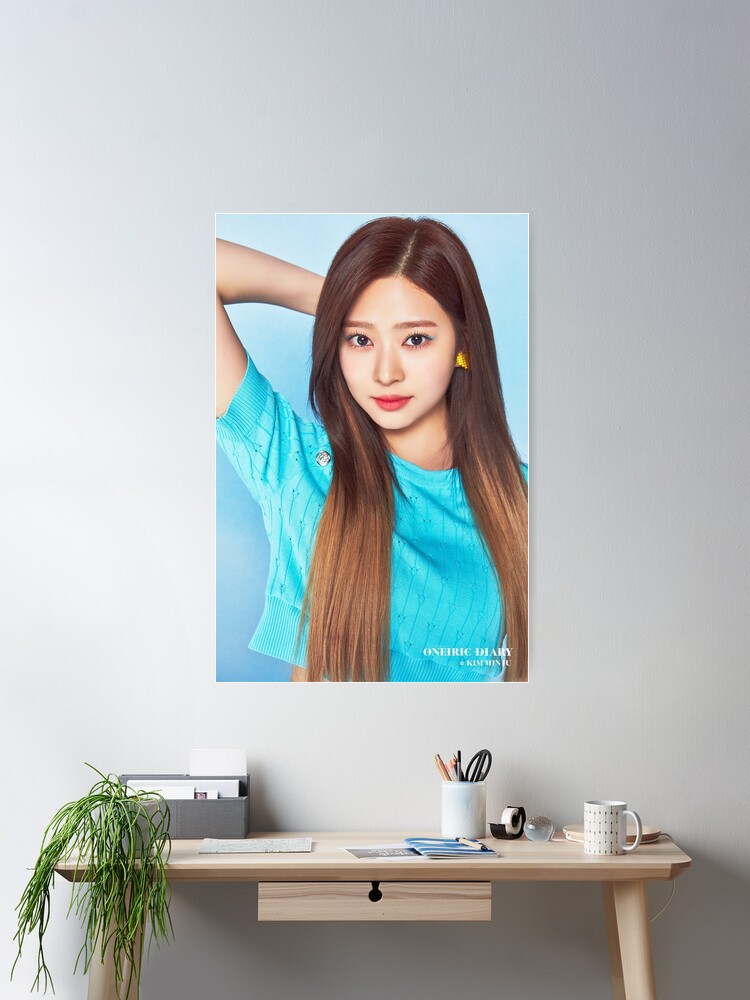 cposter,medium,product,