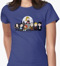 The Peanuts Slayer Tailliertes T-Shirt für Frauen