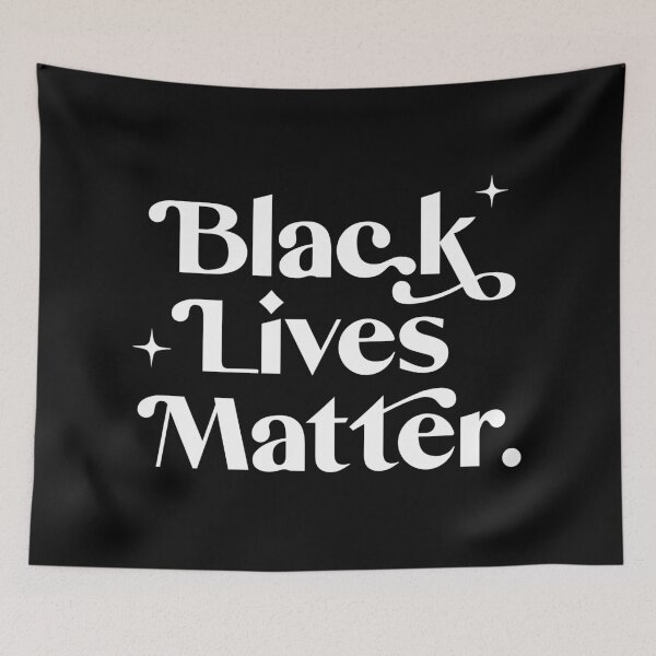 Aperçu de l'œuvre Black Lives Matter - Texte blanc créée et vendue par Diane  Pascual | The Gypsy Goddess.