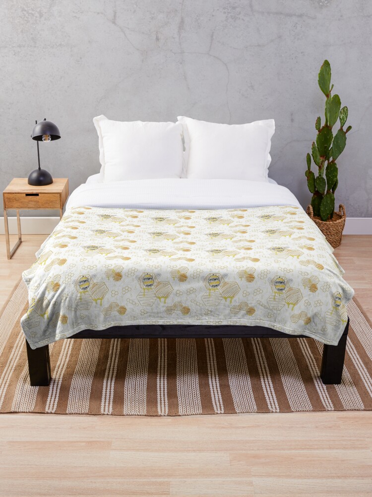 Honey Bee Aesthetic Bedding Set