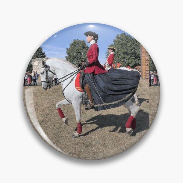 Artikelvorschau, r2337/ L'élégance du Cheval avec sa Cavalière Rouge de L'abbaye Royale de la Réau 5 (86) par Okaio Création - Olavia&Olao 2018 entworfen und verkauft von o.okaïo.