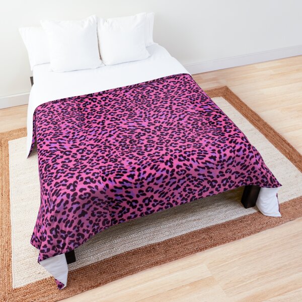y2k pink leopard aesthetic Comforter