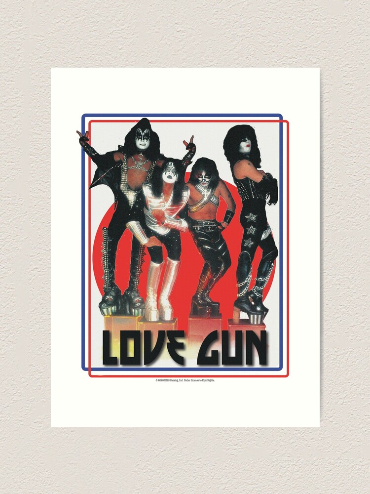 LOVE GUN KISS BAND