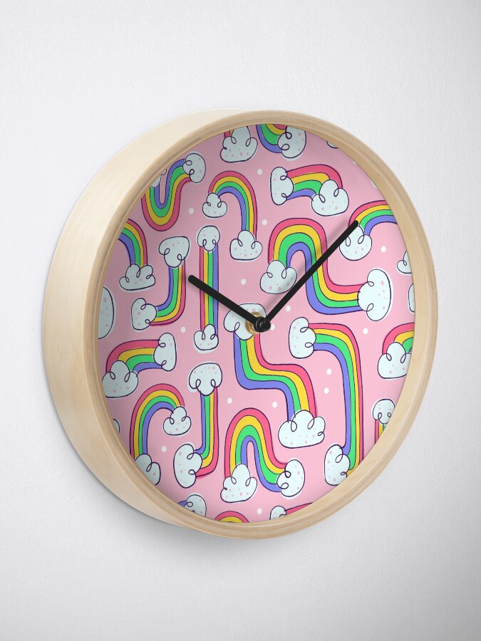 Alternate view of Curvy Rainbows Clock