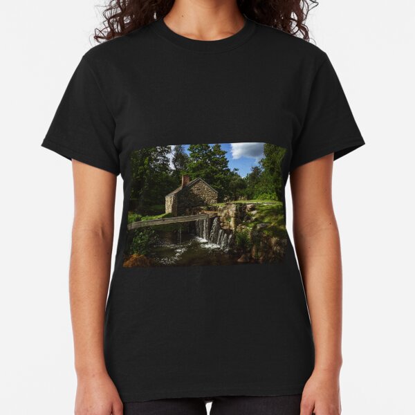 Canal house at Waterloo Village Classic T-Shirt