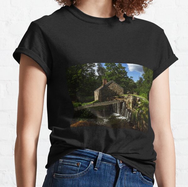 Canal house at Waterloo Village Classic T-Shirt