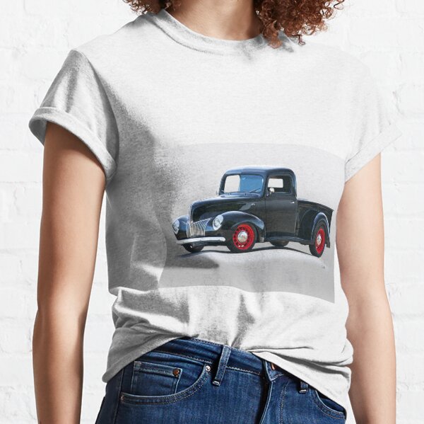 1940 Ford Deluxe 8 Pickup Classic T-Shirt