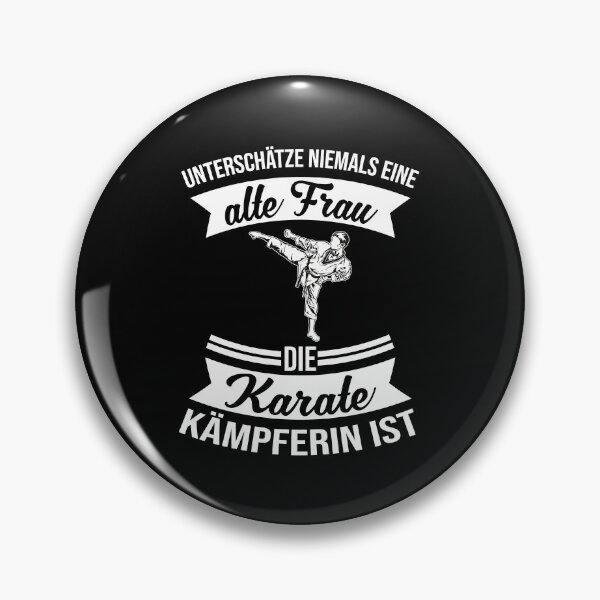 Artikelvorschau, Unterschätze niemals eine alte Frau in Karate entworfen und verkauft von desislogn.