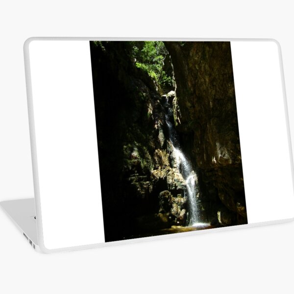 Secluded waterfall Laptop Skin
