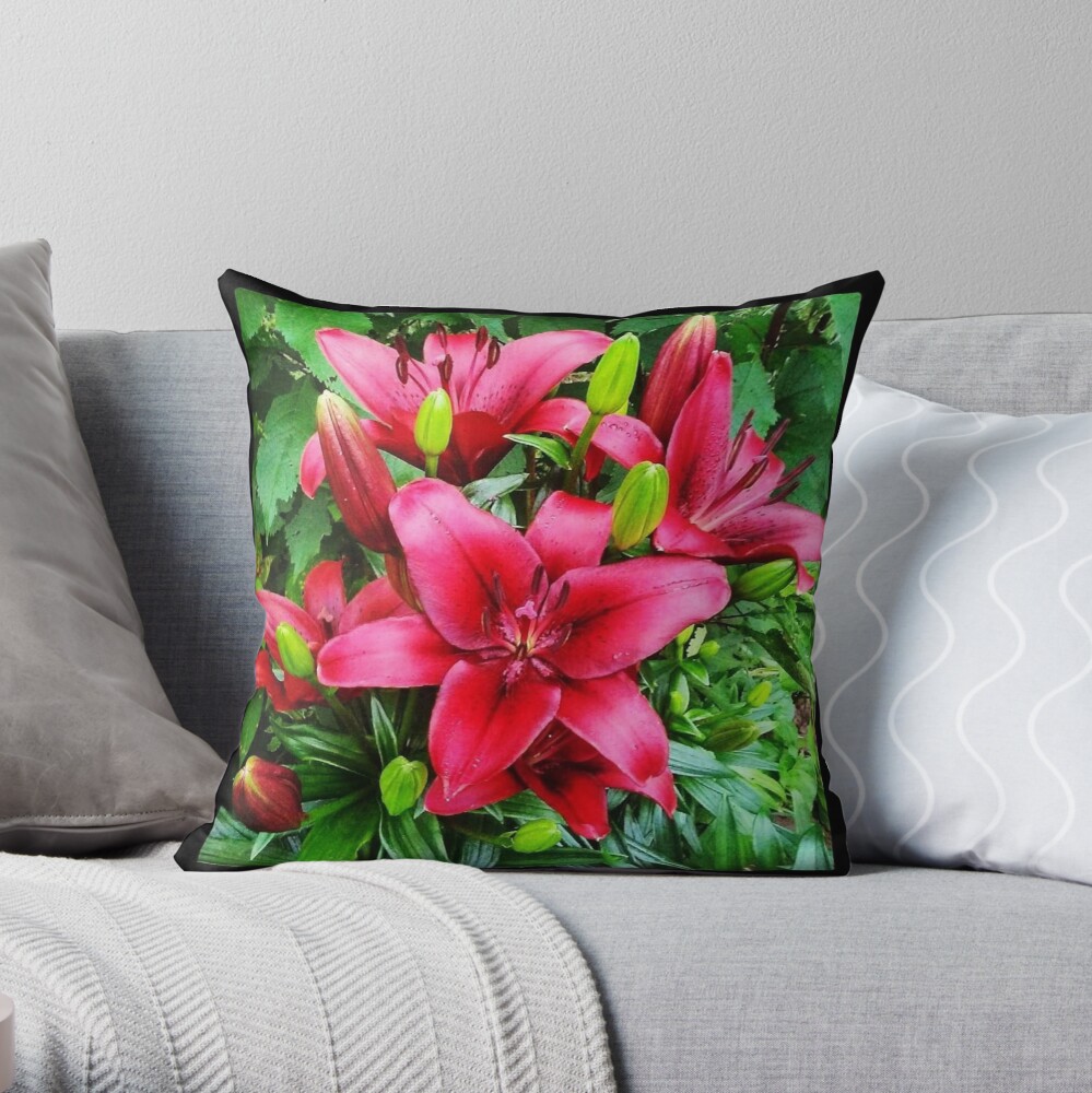 The Red Lily are Popping at Mommas Goden! Throw Pillow