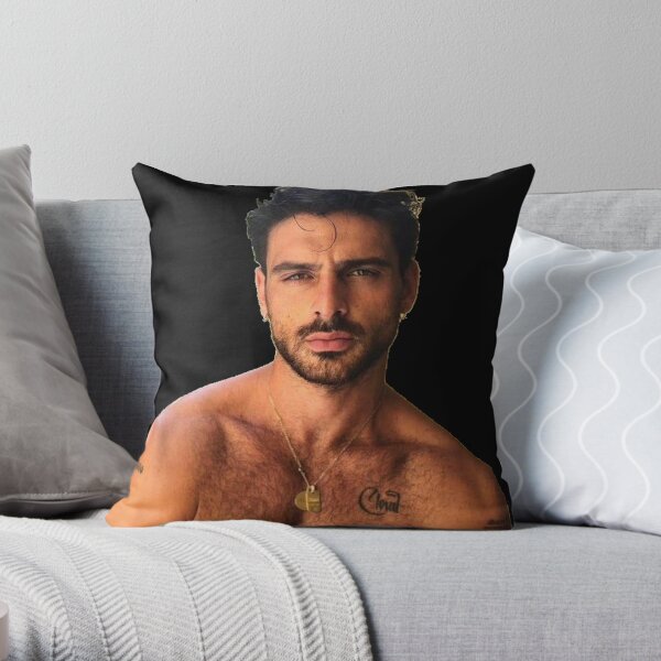 365 dni michele morrone Throw Pillow
