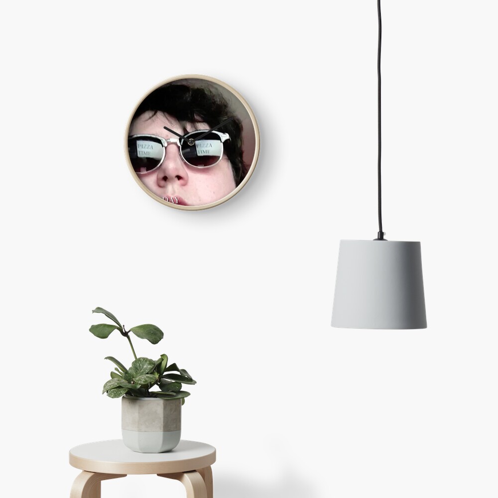 Arto hair Clock