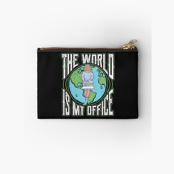 Artikelvorschau, Es ist ein Lebensstil. Die Fähigkeit, einen ortsunabhängigen Job zu haben, ermöglicht es uns, auf Reisen um die Welt zu arbeiten. Tragen Sie mit Stolz dieses Design "Die Welt ist mein Büro" und machen Sie Ihre Freunde eifersüchtig. Online-Unternehmer kön entworfen und verkauft von Melissa Gaz.