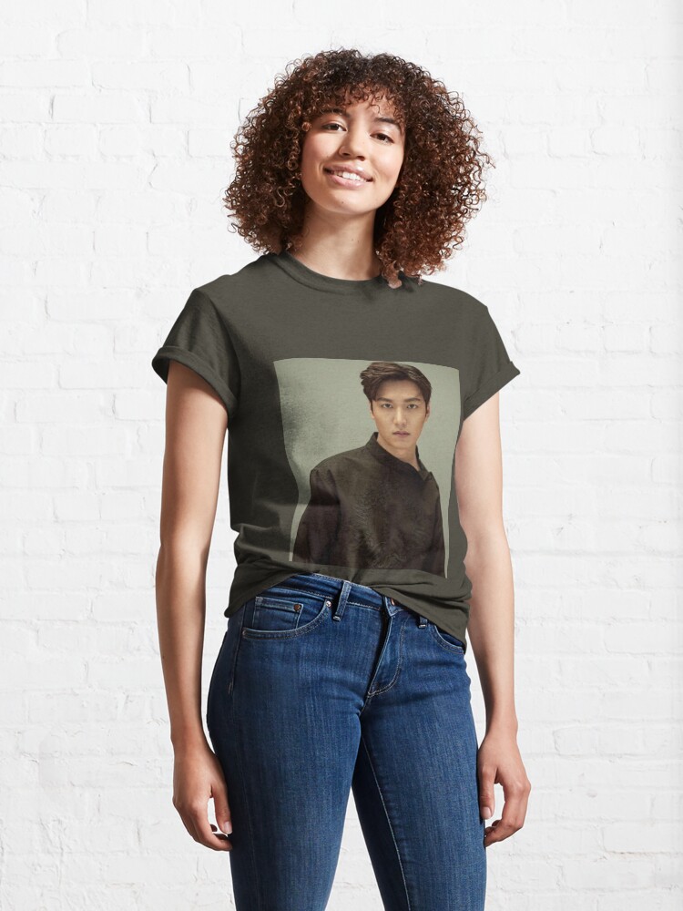 Alternate view of Lee min ho Classic T-Shirt
