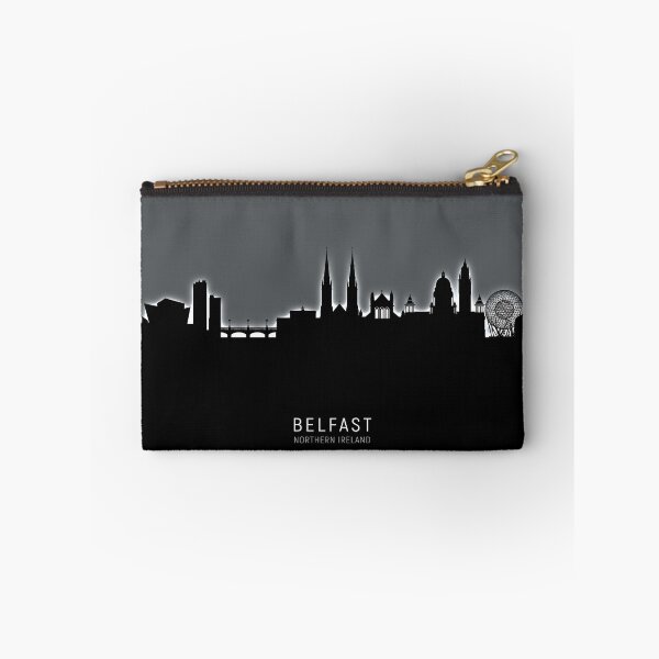 Aperçu de l'œuvre Belfast Northern Ireland Skyline créée et vendue par ArtPrints.