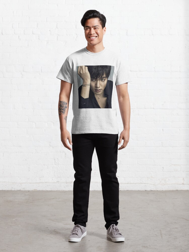 Alternate view of Lee min ho black Classic T-Shirt