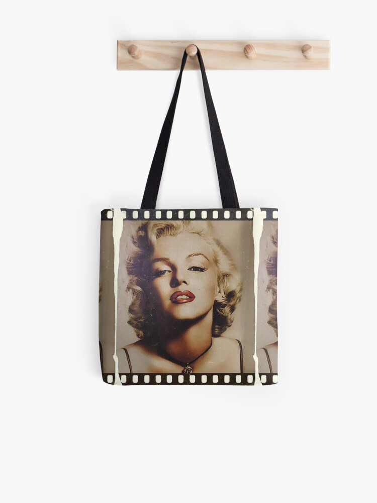 Marilyn Monroe - Film - D19 Tote Bag by DecoWords