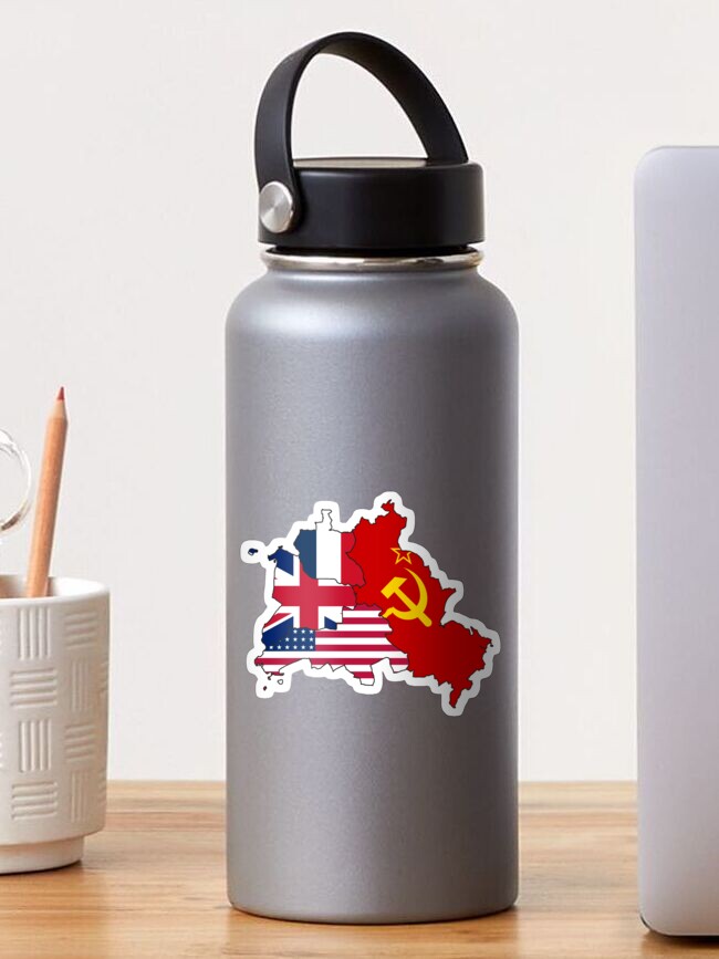 Thumbnail 1 von 3, Sticker, Das geteilte Berlin designt und verkauft von FallbackSauce12.