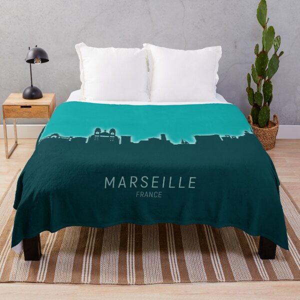 Artikelvorschau, Marseille, Frankreich Skyline entworfen und verkauft von ArtPrints.