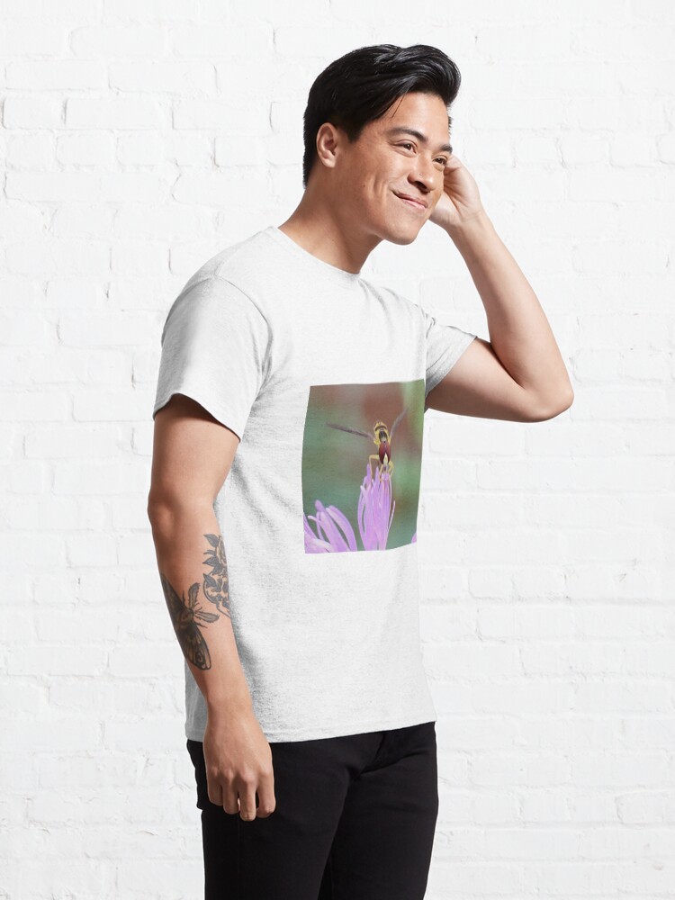 Alternate view of Hoverfly on Thistle Flower Classic T-Shirt