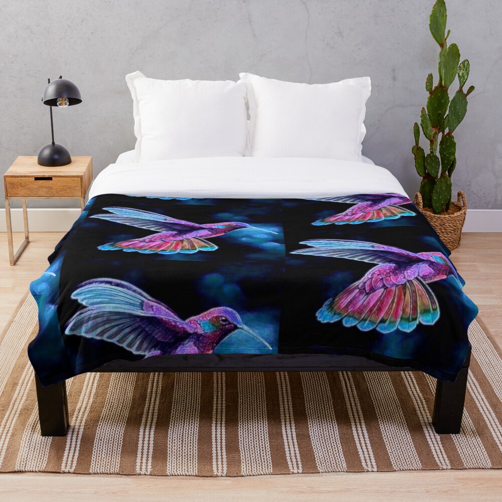 HUMMINGBIRD Throw Blanket