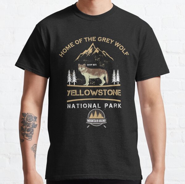 Yellowstone,National Park Grey Wolf - Vintage  Classic T-Shirt