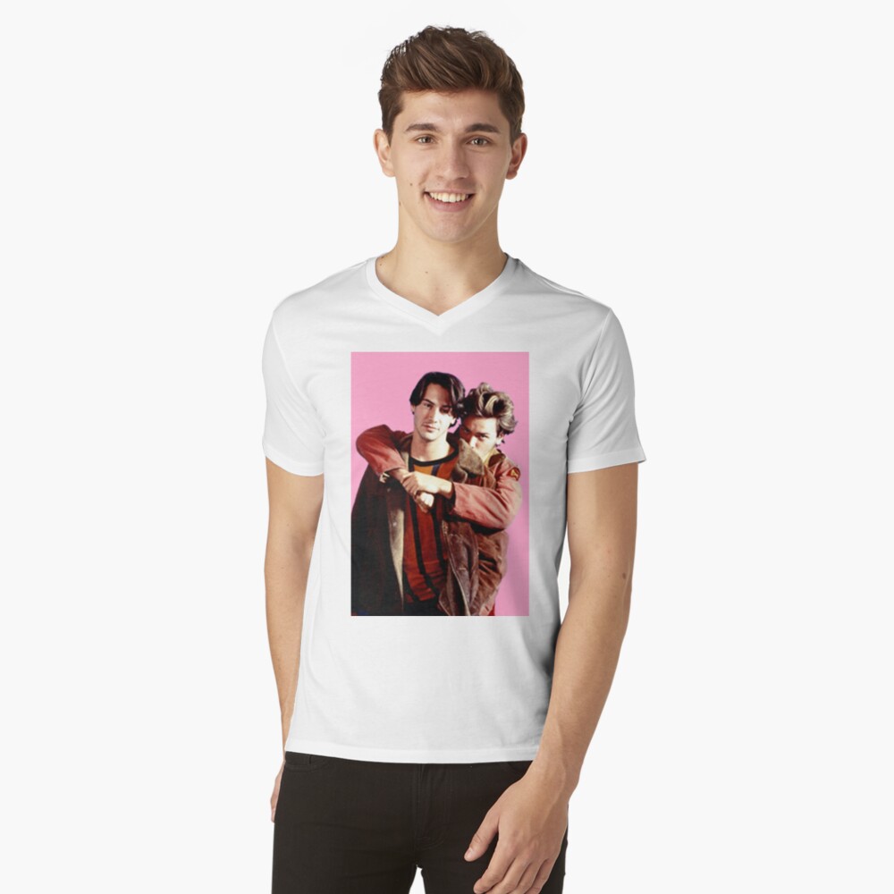 Artikel-Vorschau von T-Shirt mit V-Ausschnitt, designt und verkauft von tarantinhoe.