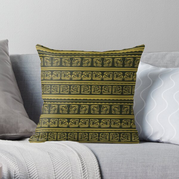 Traditional style Throw Pillow