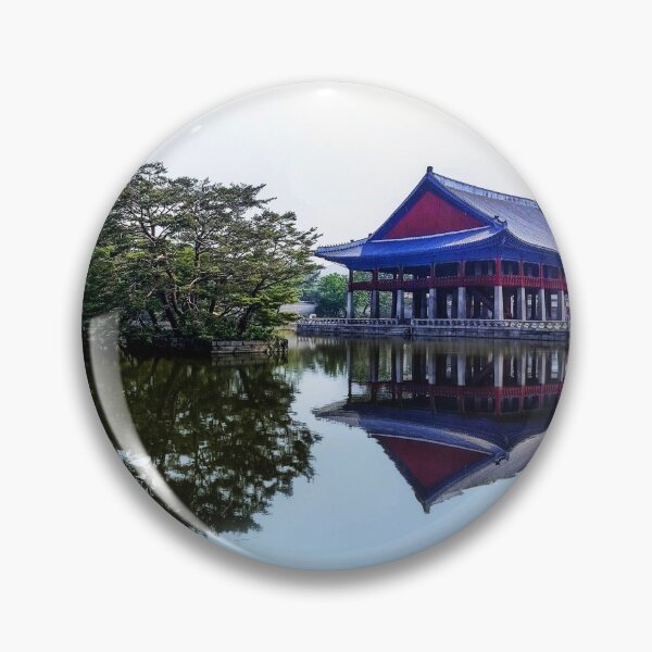 Aperçu de l'œuvre Gyeongbokgung Palace Reflection créée et vendue par calinedesign.