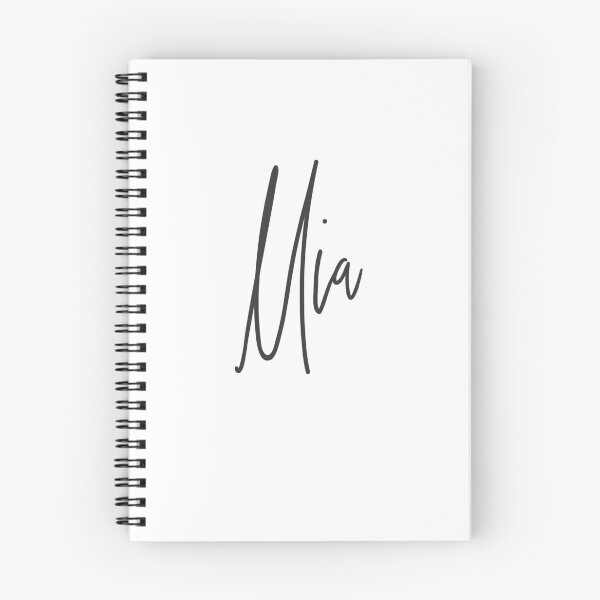 Artikelvorschau, Mia Name entworfen und verkauft von LucaBearDesigns.