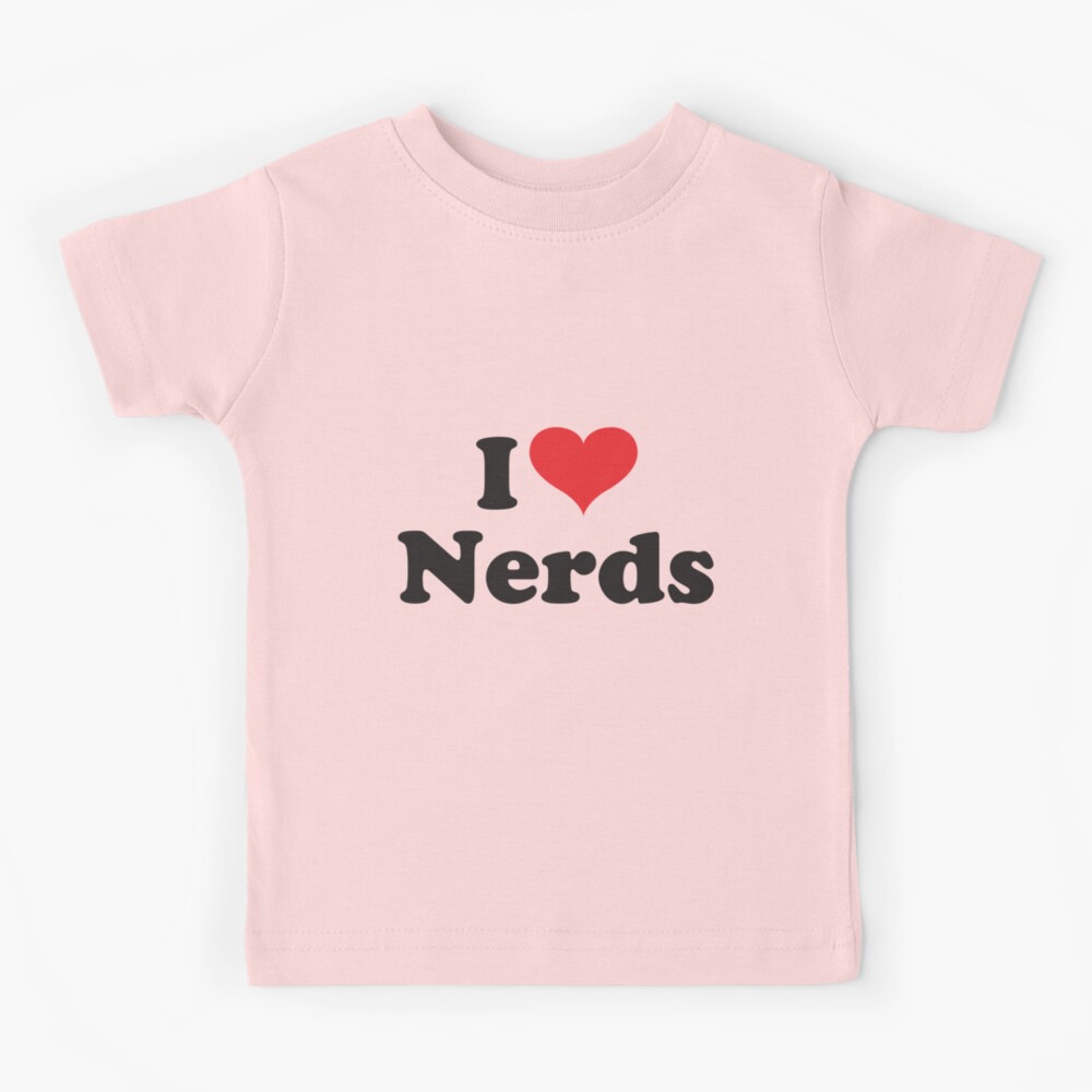 Kid Friendly Craft: Painted Polka Dot T-Shirt - The Love Nerds