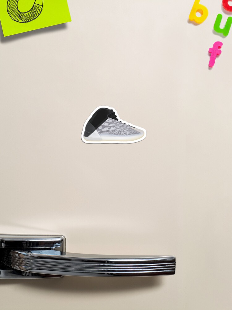 Yeezy 750 magnet hotsell