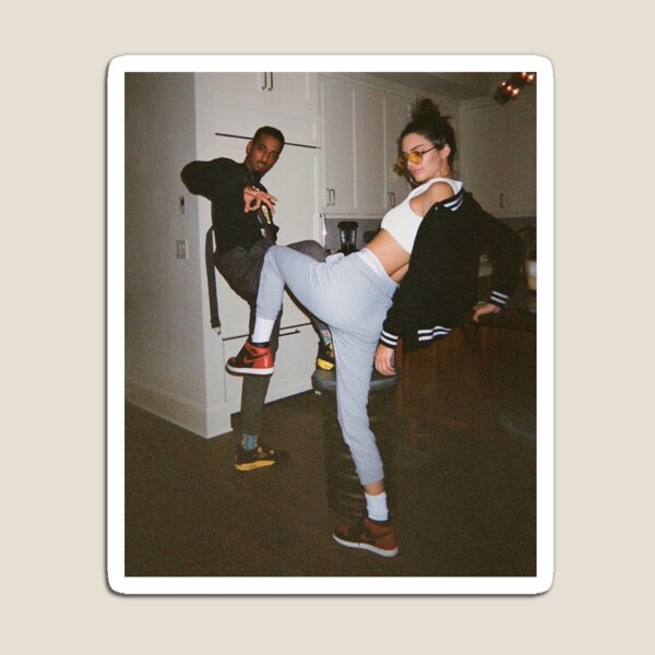 Aperçu de l'œuvre Kendall Jenner créée et vendue par calii12.