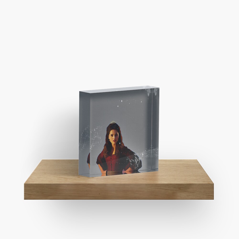 The Queen Acrylic Block