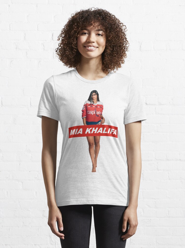 mia khalifa white t shirt