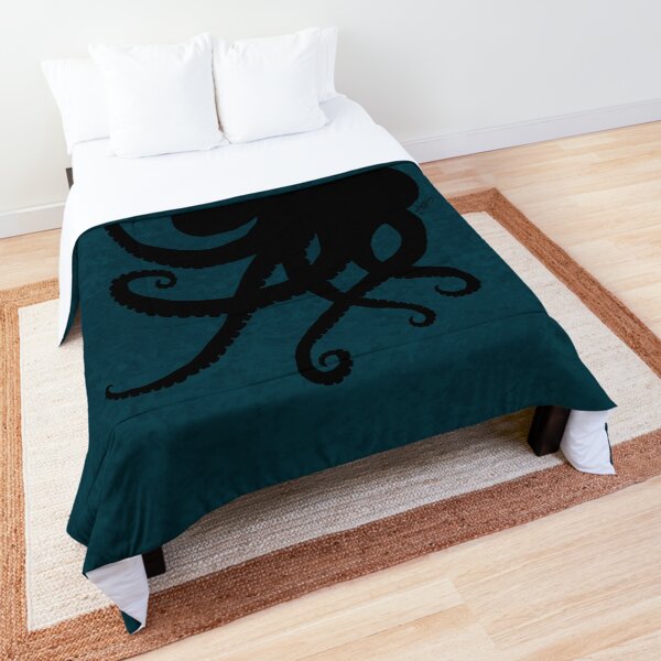 Octopus Silhouette, by Amber Marine © 2015 Comforter