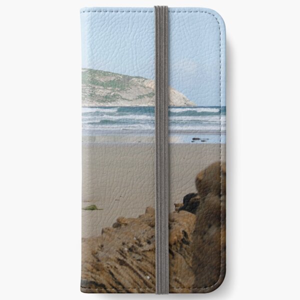 Shellback Island iPhone Wallet